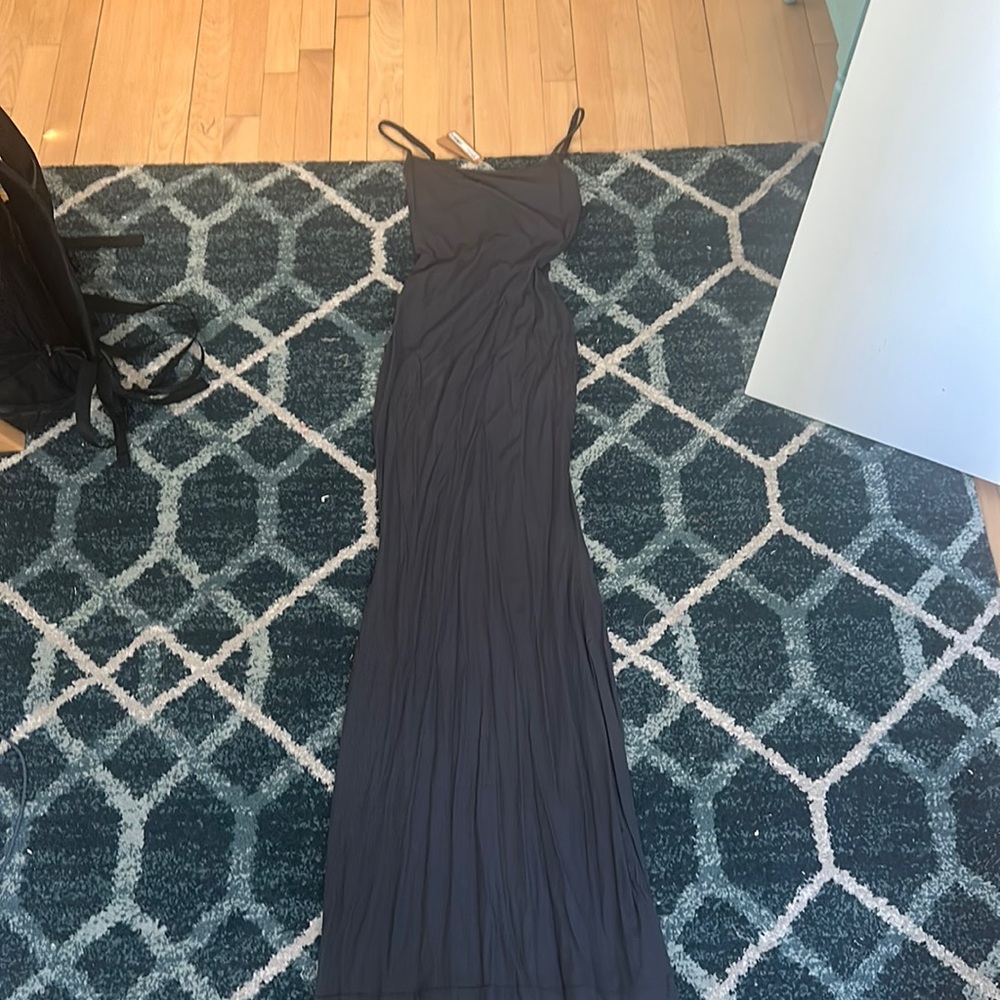Graphite colored SKIMS dress. Perfect condition. Never worn.